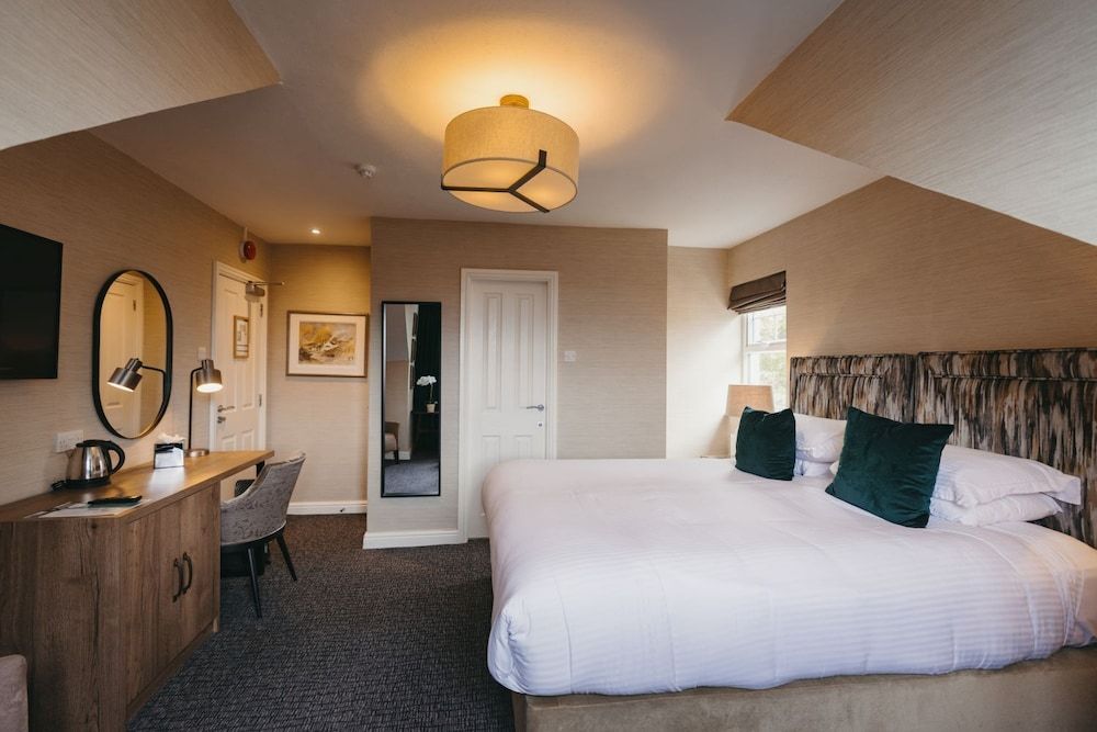Windermere Hillthwaite Hotel Classic Room, 1 King Bed, Mountain View 4