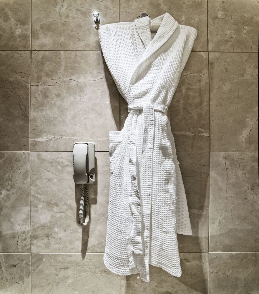 Crowne Plaza Porto by IHG Standard Room 9