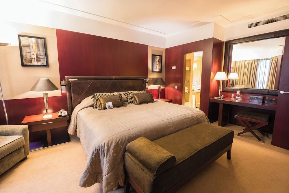 Presidential Suite