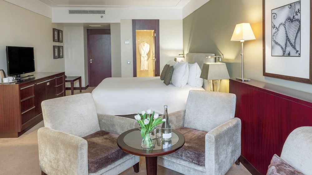 Junior Suite, 1 King Bed (High Floor)
