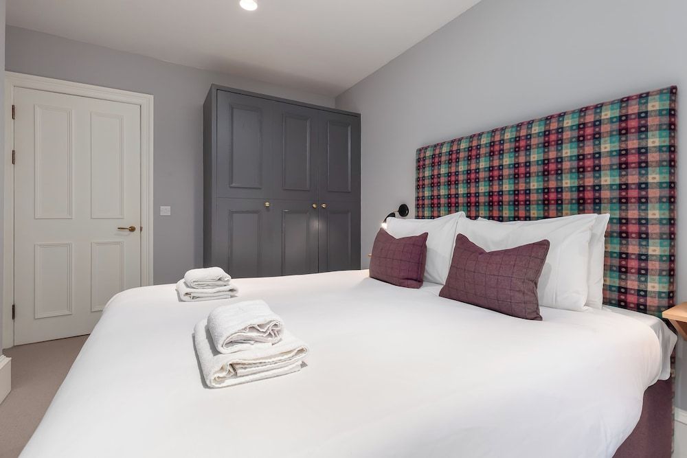 undefined Destiny Scotland - Distillers House 10