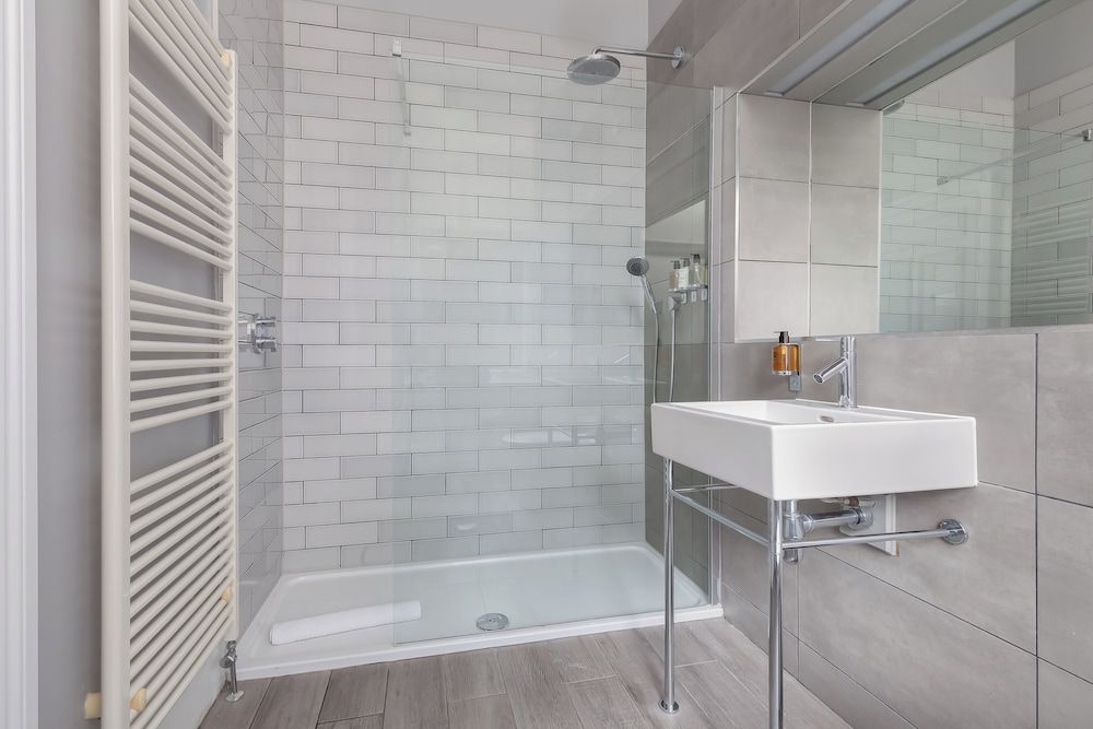 Destiny Scotland - Distillers House Deluxe Studio, 1 Bedroom 5