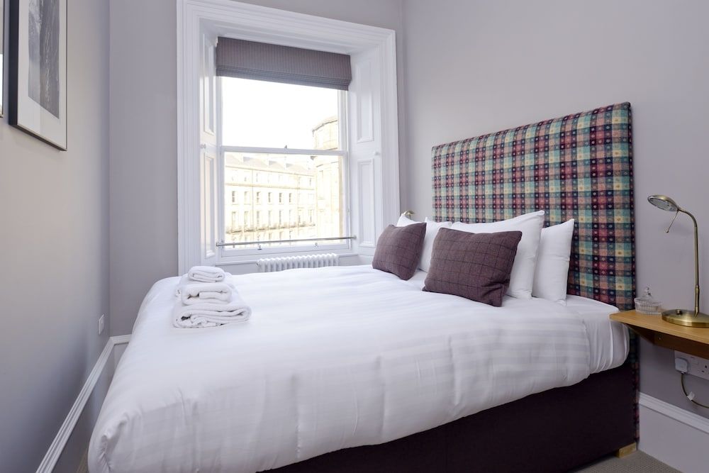 undefined Destiny Scotland - Distillers House 8