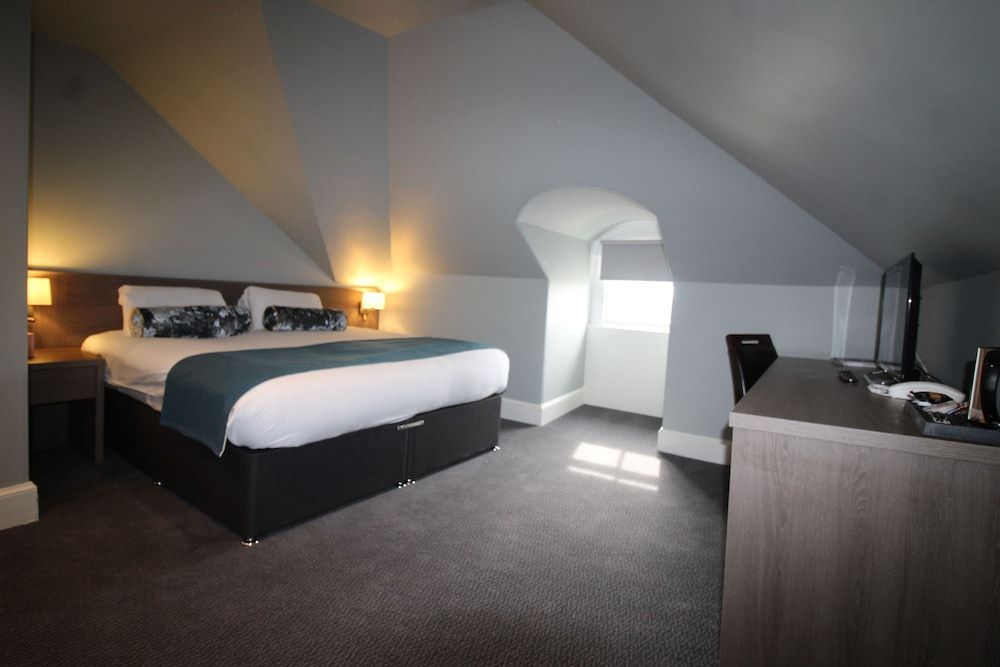 The Royal Hotel Standard King Room 3