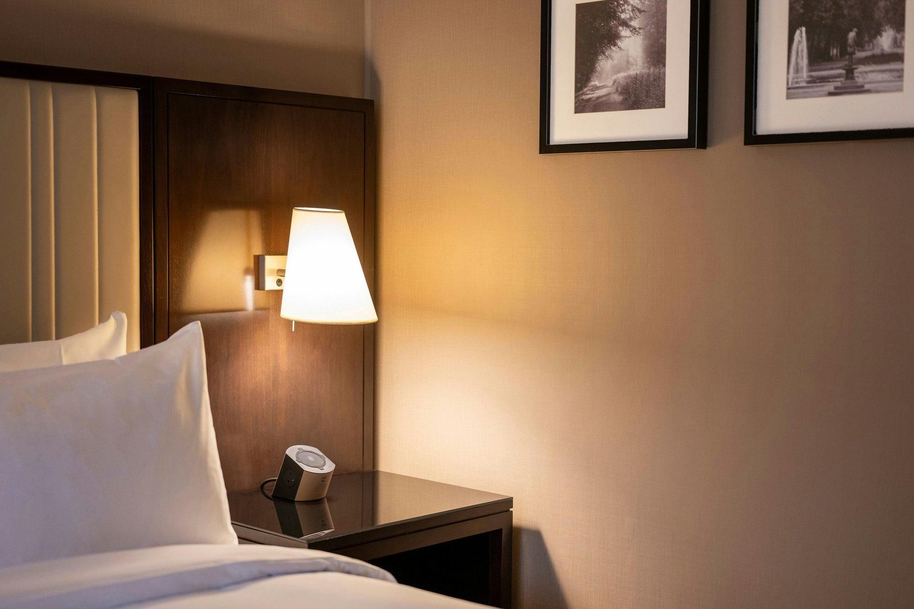 undefined Renaissance Brussels Hotel 10