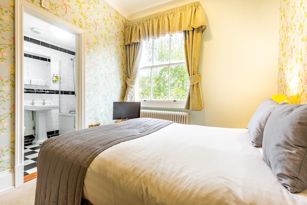 Woodland Manor Hotel Standard Double Room 3