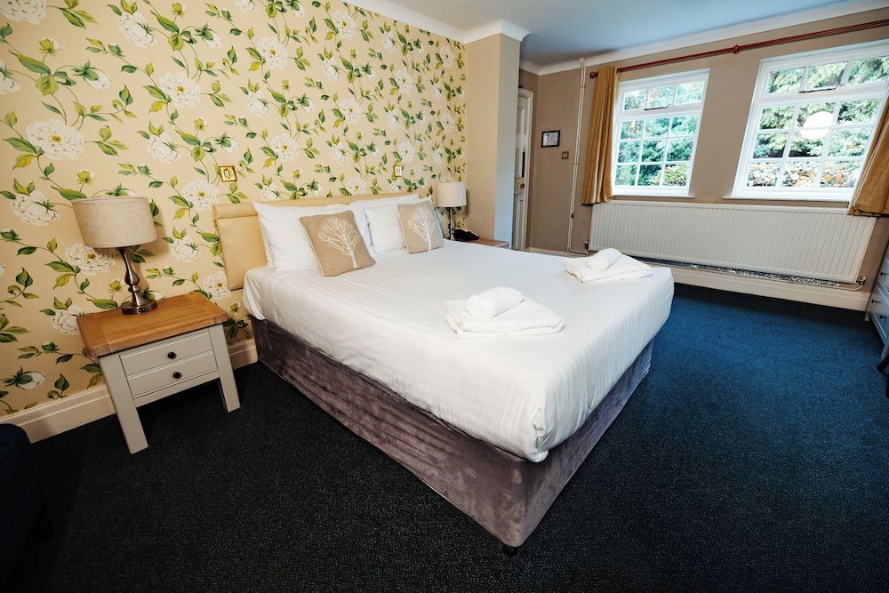 Woodland Manor Hotel Standard Double Room 7