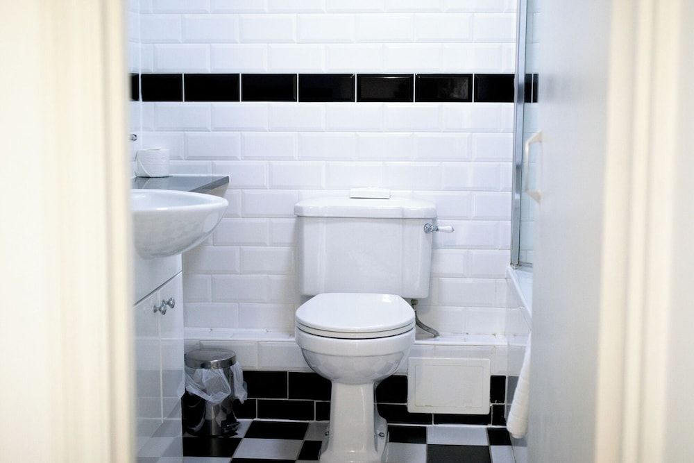 Woodland Manor Hotel Standard Double Room 14