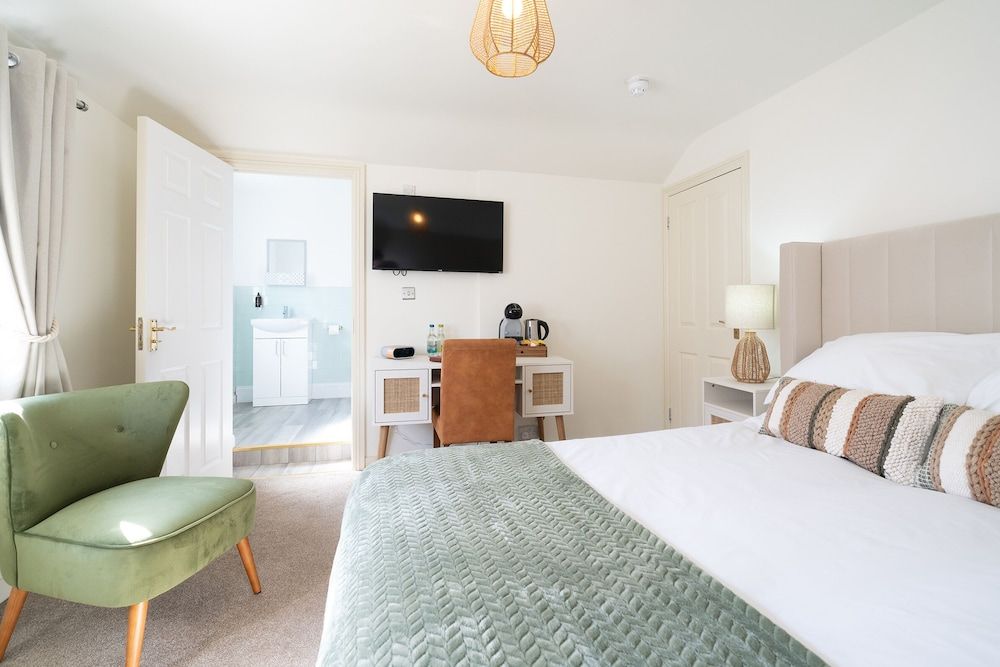 Crab and Lobster Inn Classic Double Room, Ensuite, Sea View