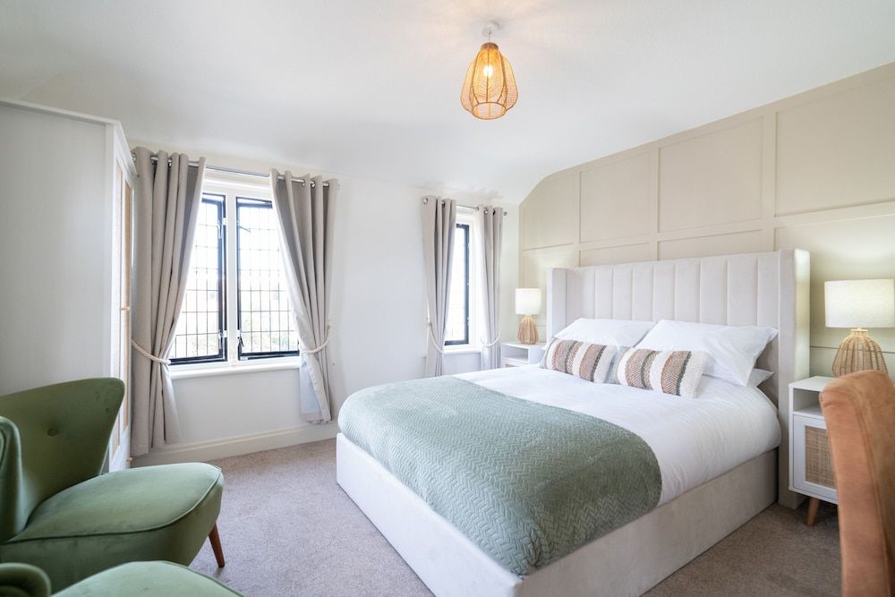 Crab and Lobster Inn Classic Double Room, Ensuite, Sea View 3