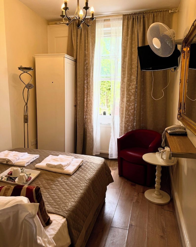 ABC Hyde Park Hotel Double Room 10