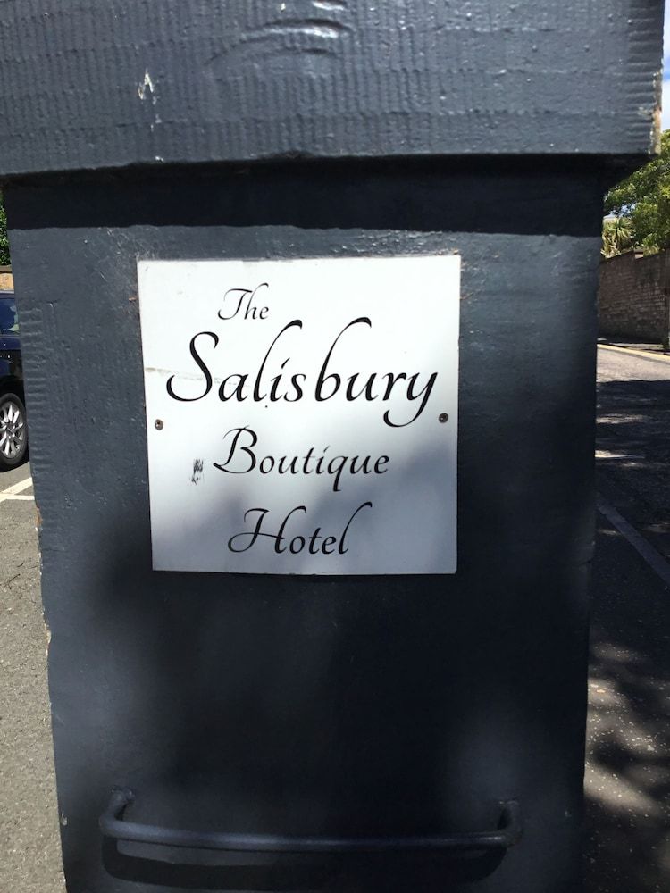 undefined The Salisbury Hotel 6