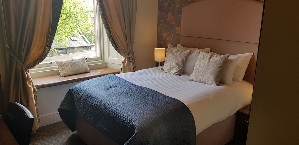 The Salisbury Hotel Standard Double Room