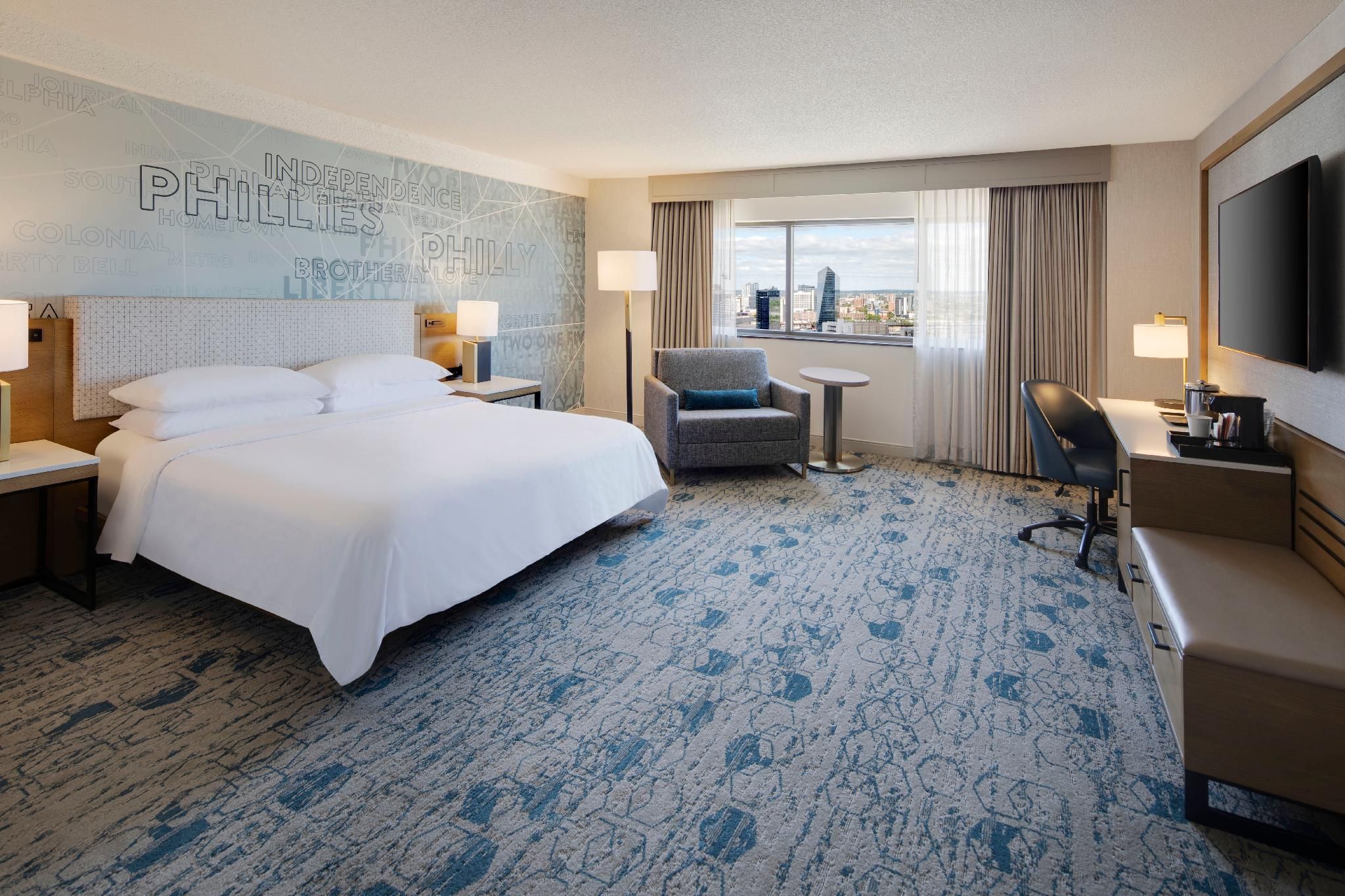 Deluxe Guest room, 1 King, High floor