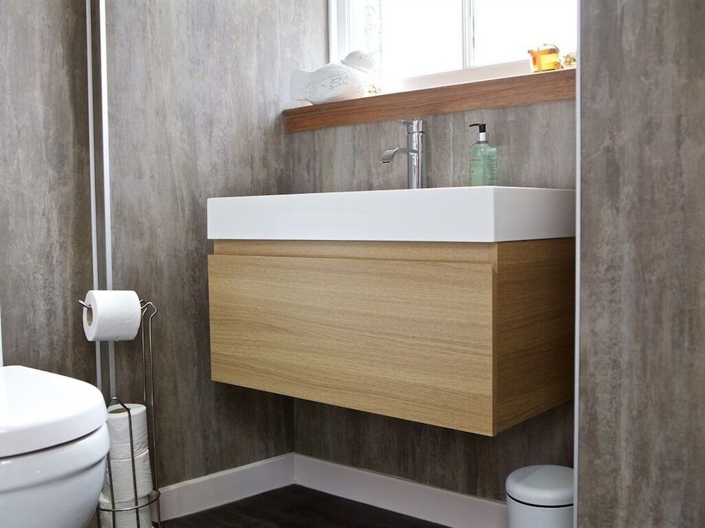 The Tower Gastro Pub & Apartments Family Studio, Ensuite (Thistle) 5