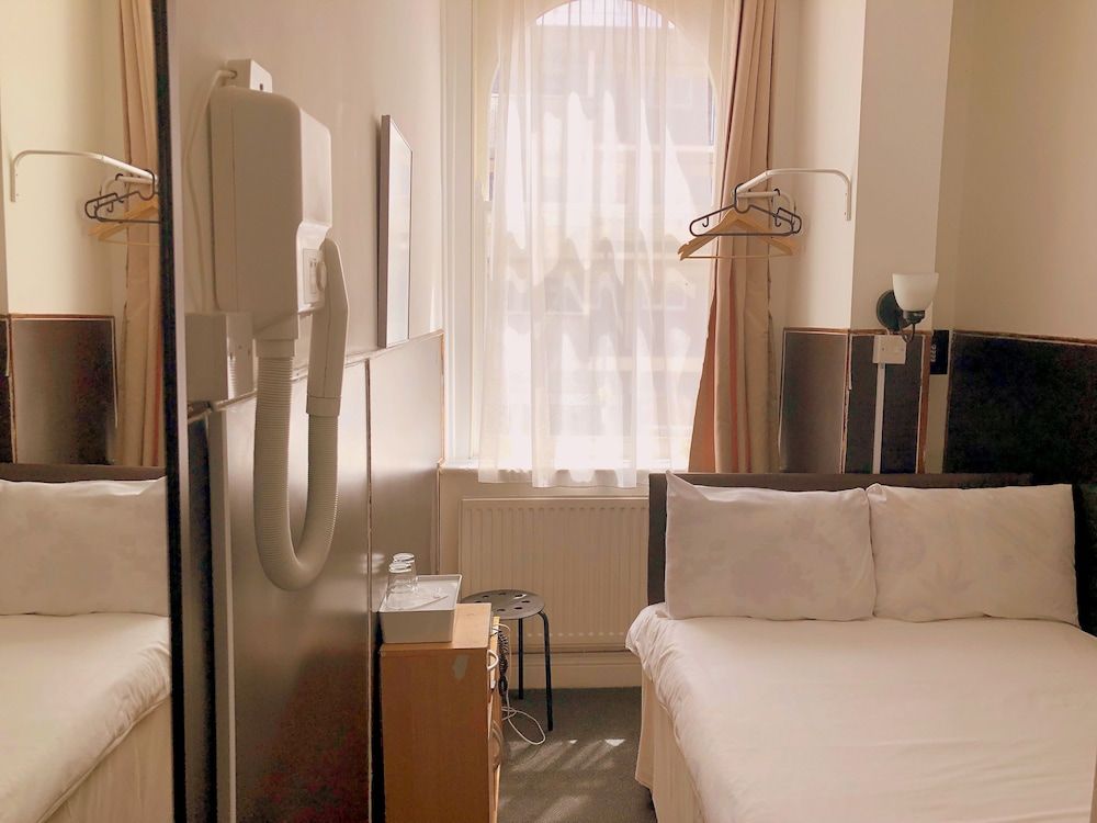 Plaza London Hotel Double Room, Ensuite 40