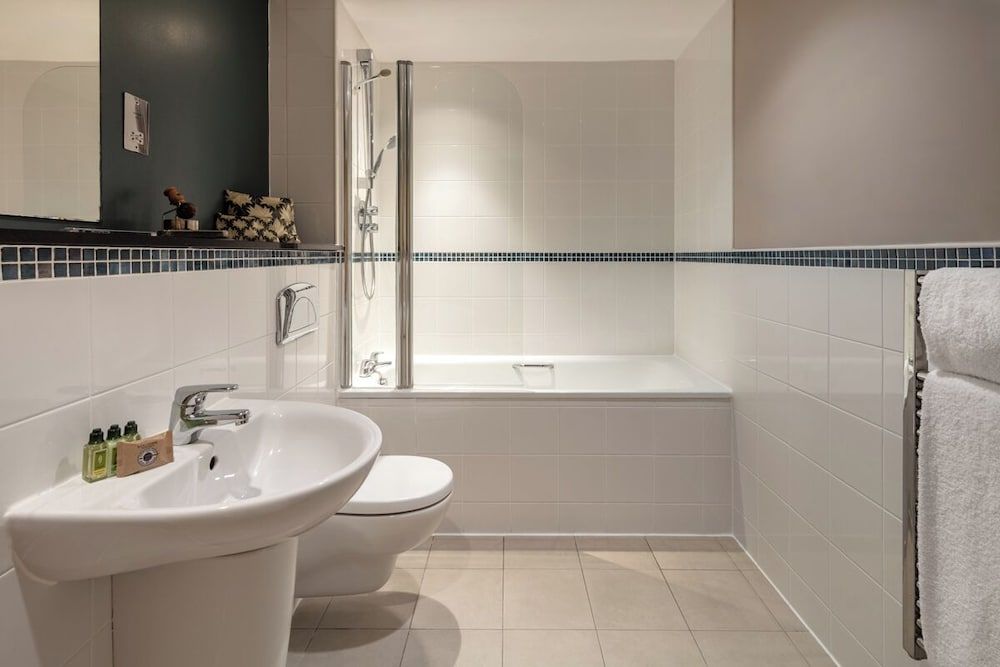undefined Marlin Apartments Commercial Road - Limehouse 8