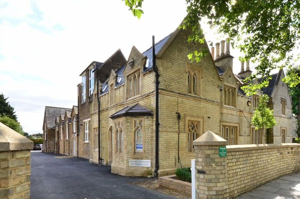 undefined Arch hotel 4