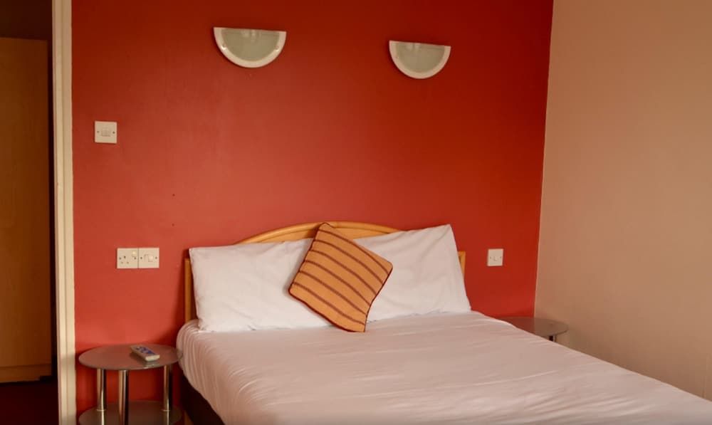 Classic Single Room