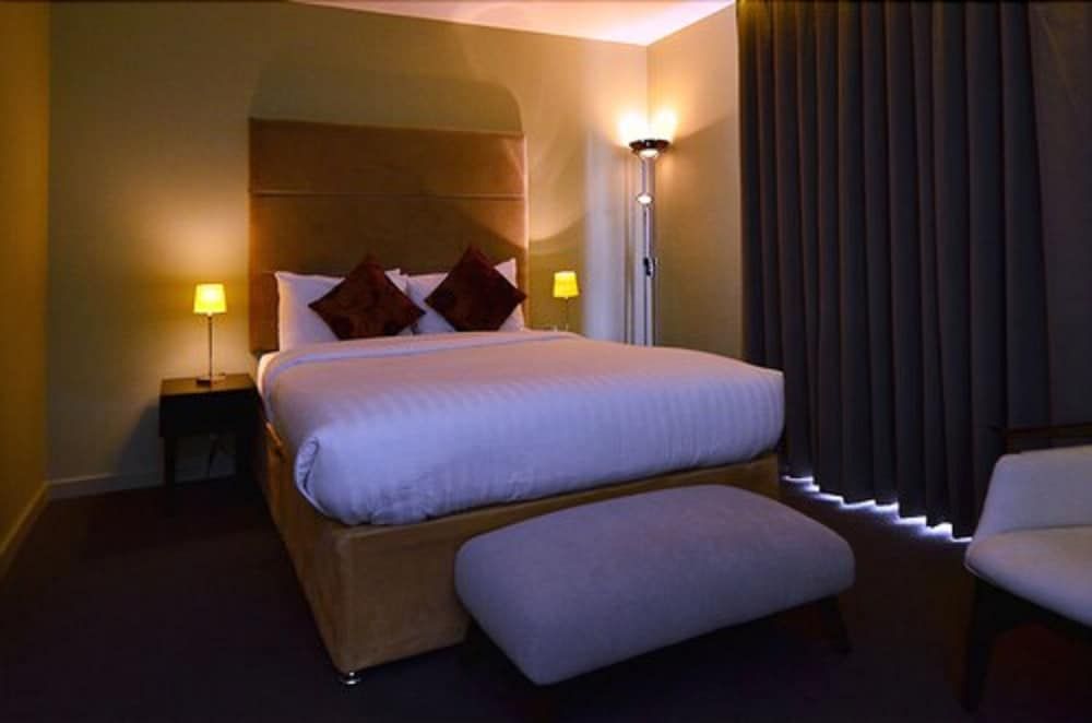 undefined Axiom Park Hotel 3