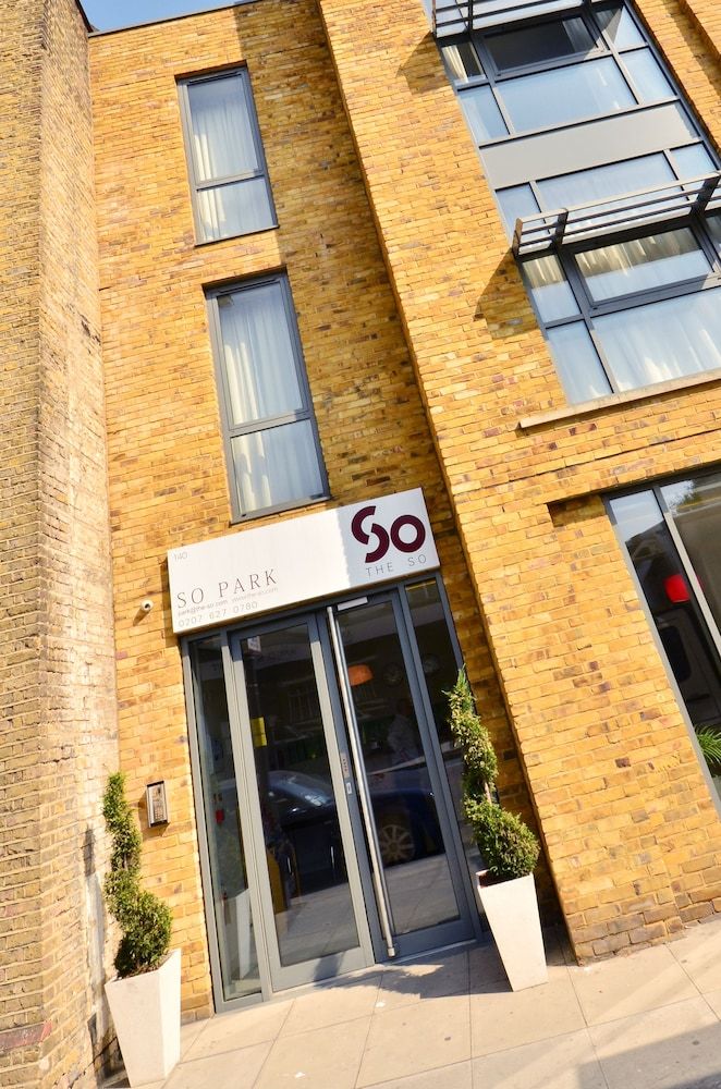 undefined Axiom Park Hotel 6