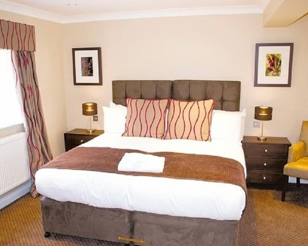 Barnett Hill - Luxury Hotel Economy Room