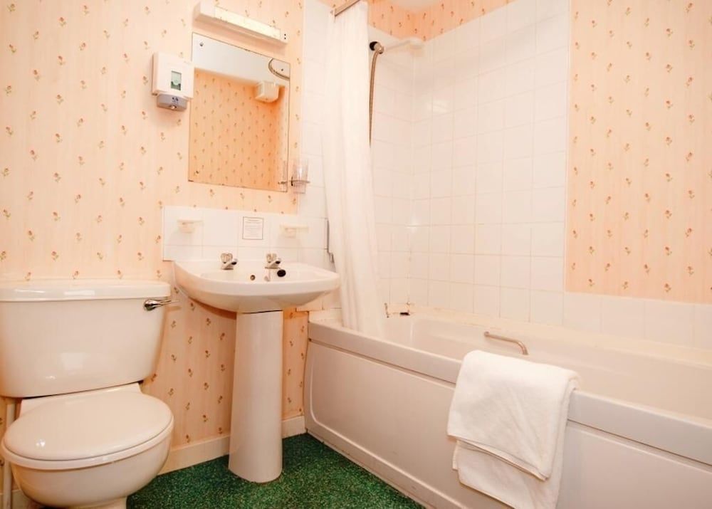 Castletown Hotel Superior Double or Twin Room (1 Adult) 4