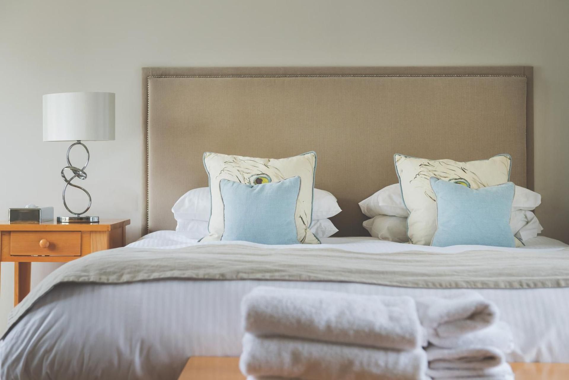 The Old Custom House Two-Bedroom Apartment 2