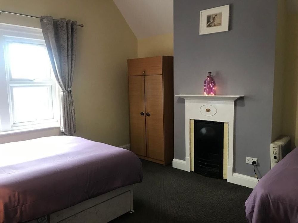 undefined Heathrow Stay 4