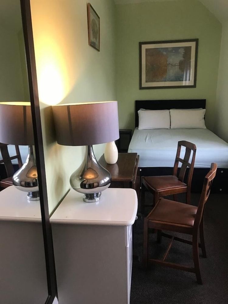 undefined Heathrow Stay