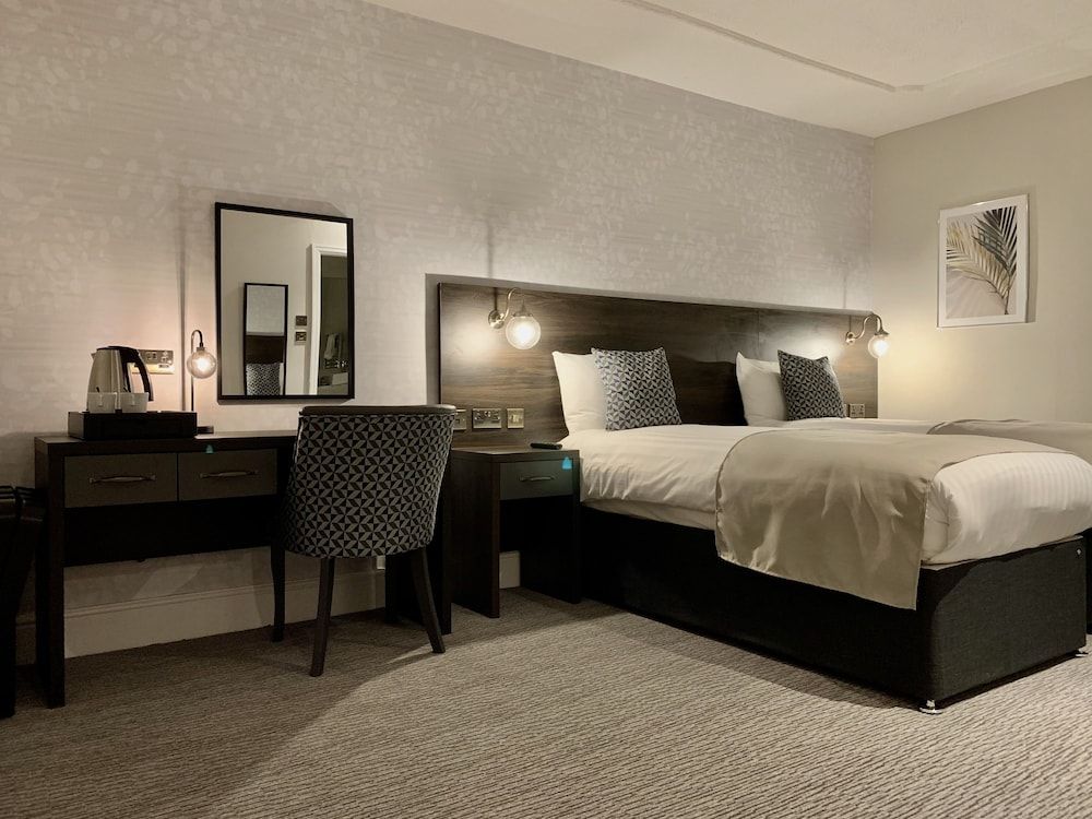 Room, 1 Double Bed, Non Smoking (Efficiency, No Windows)