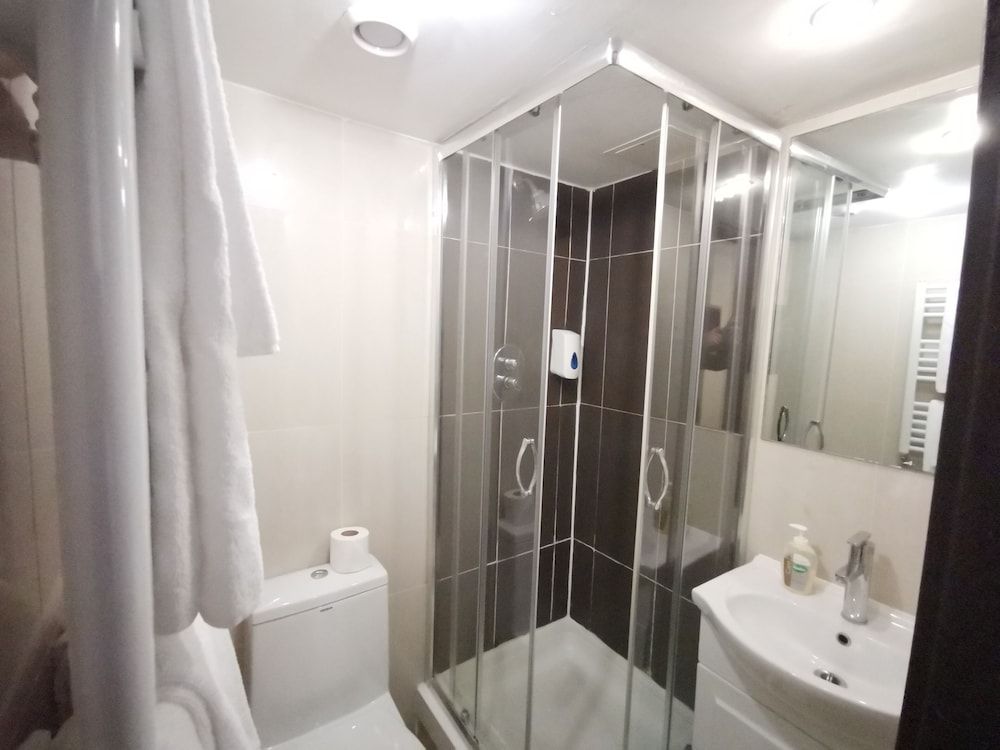 The Royale Chulan Hyde Park Standard Double Room 20