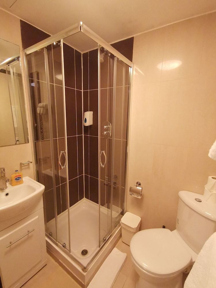 The Royale Chulan Hyde Park Standard Double Room 17