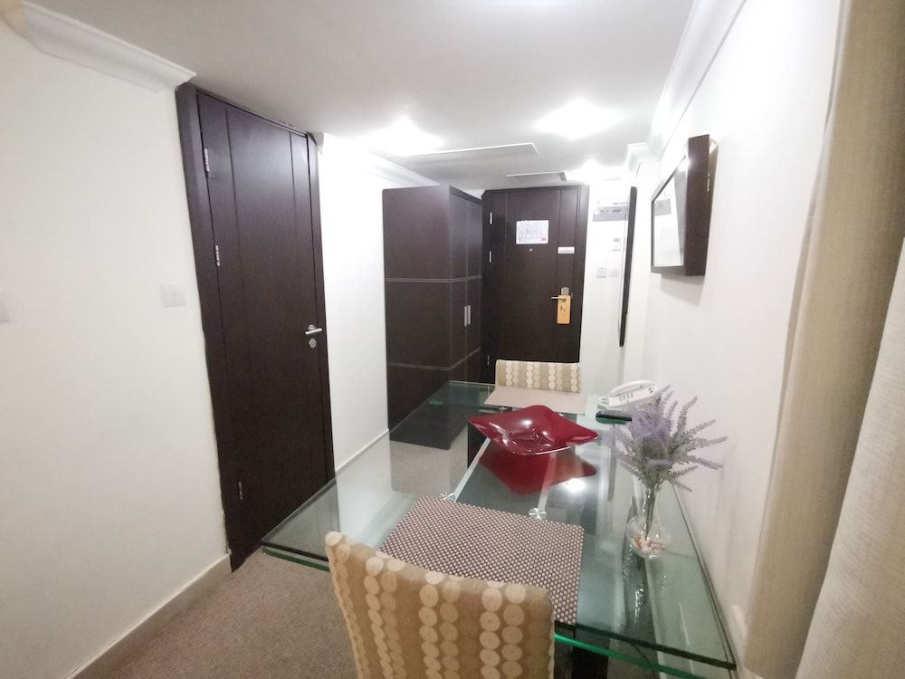 The Royale Chulan Hyde Park Standard Twin Room (Basement or Ground Floor) 15