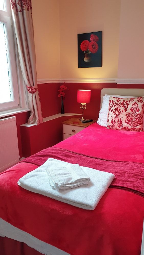 Single Room, Ensuite (Room 3)