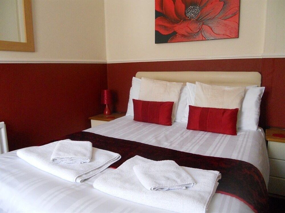 Double Room, Ensuite (Room 6)