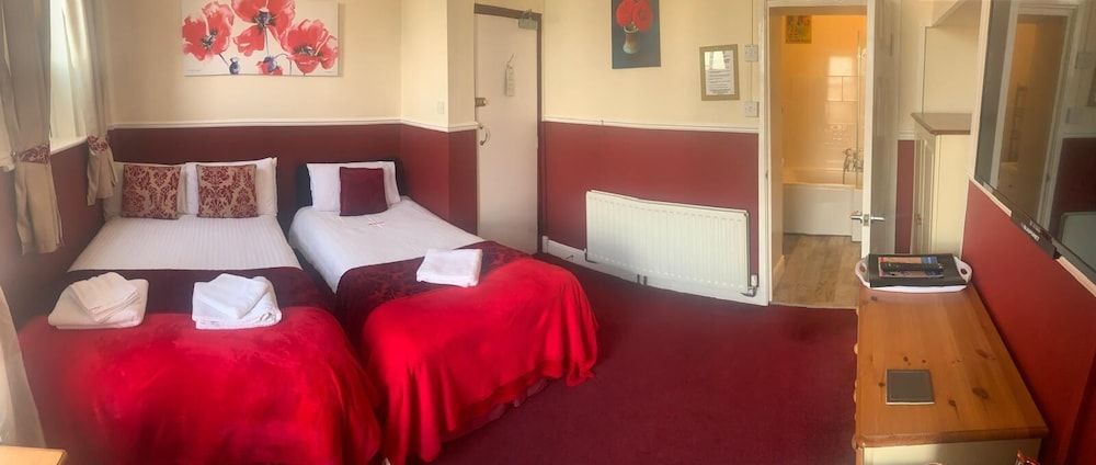 Suite, Ensuite (Room 7)