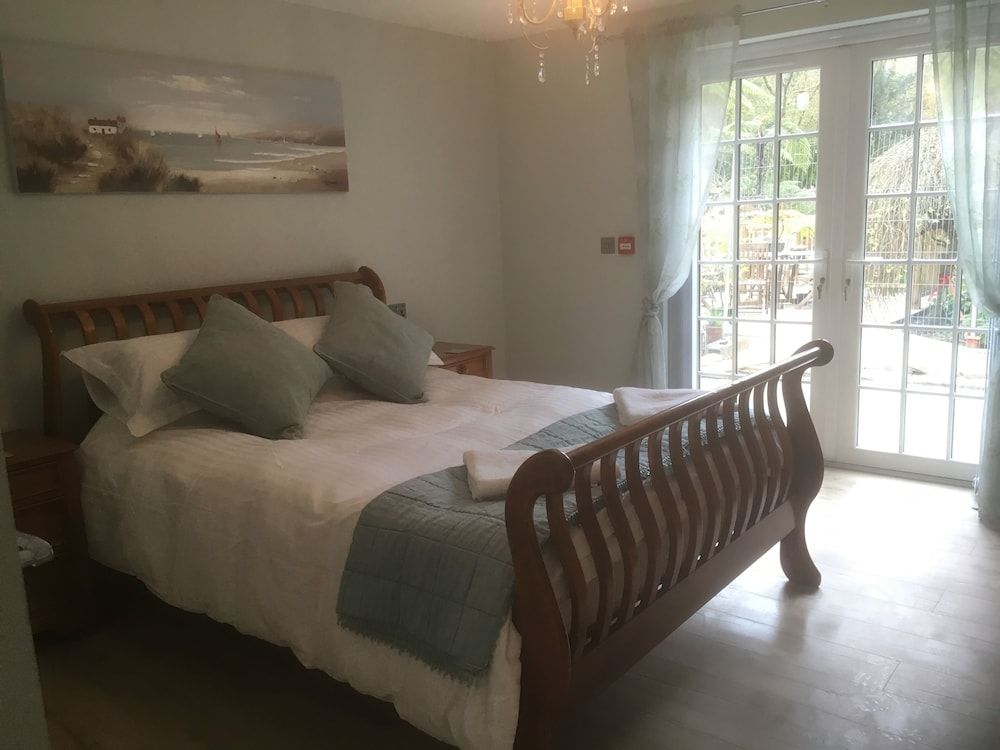 The Waterwheel Inn Double Room, Garden View 3