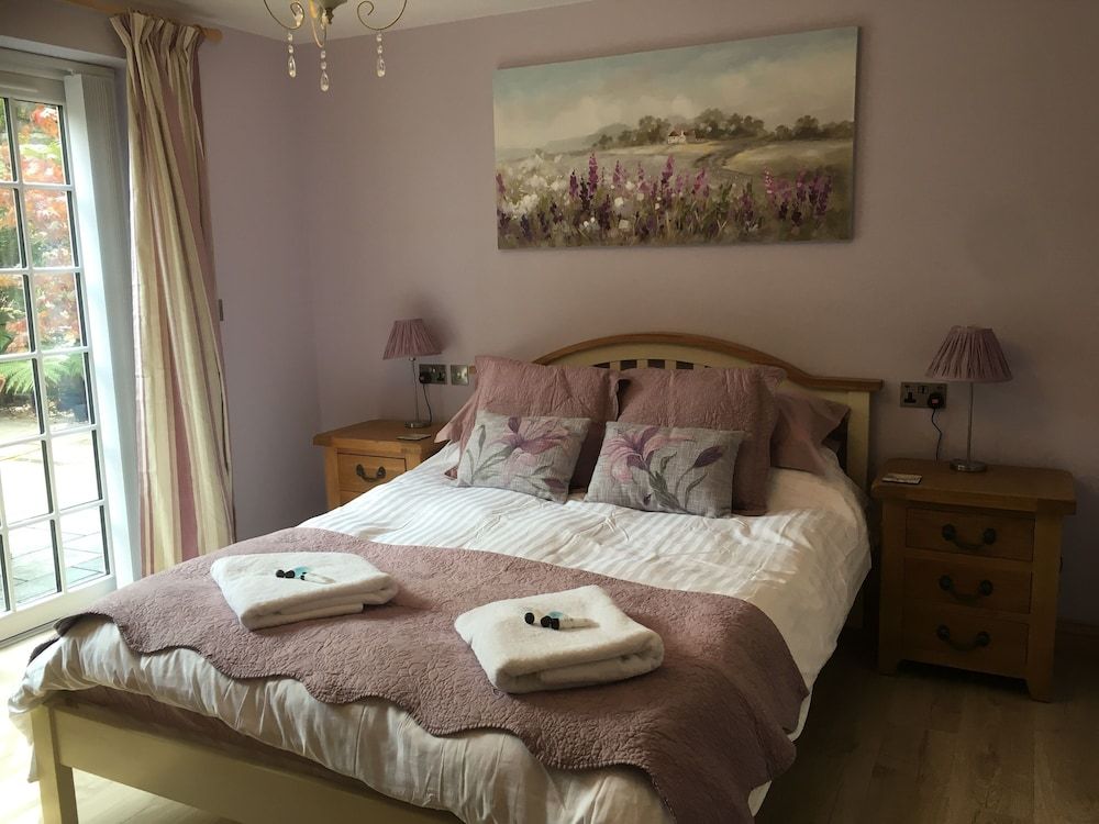 The Waterwheel Inn Double Room, Garden View 6