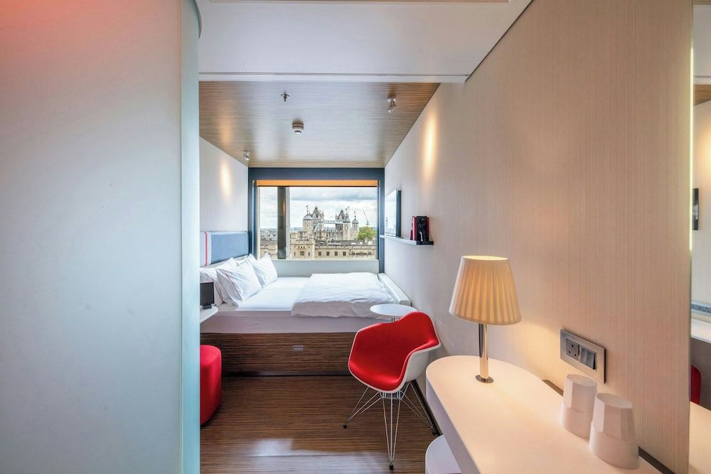 undefined citizenM Tower of London 2