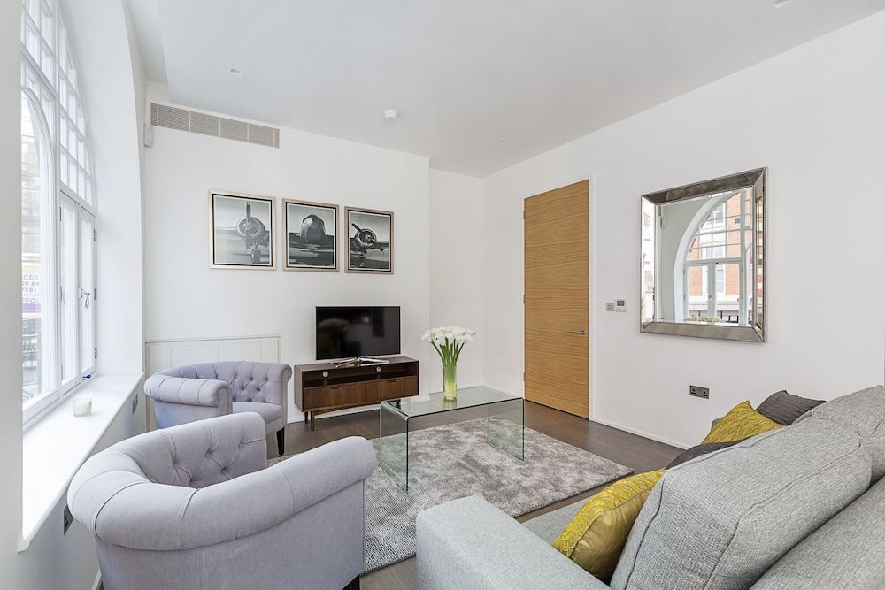 Oxford Circus Penthouses Apartment 13