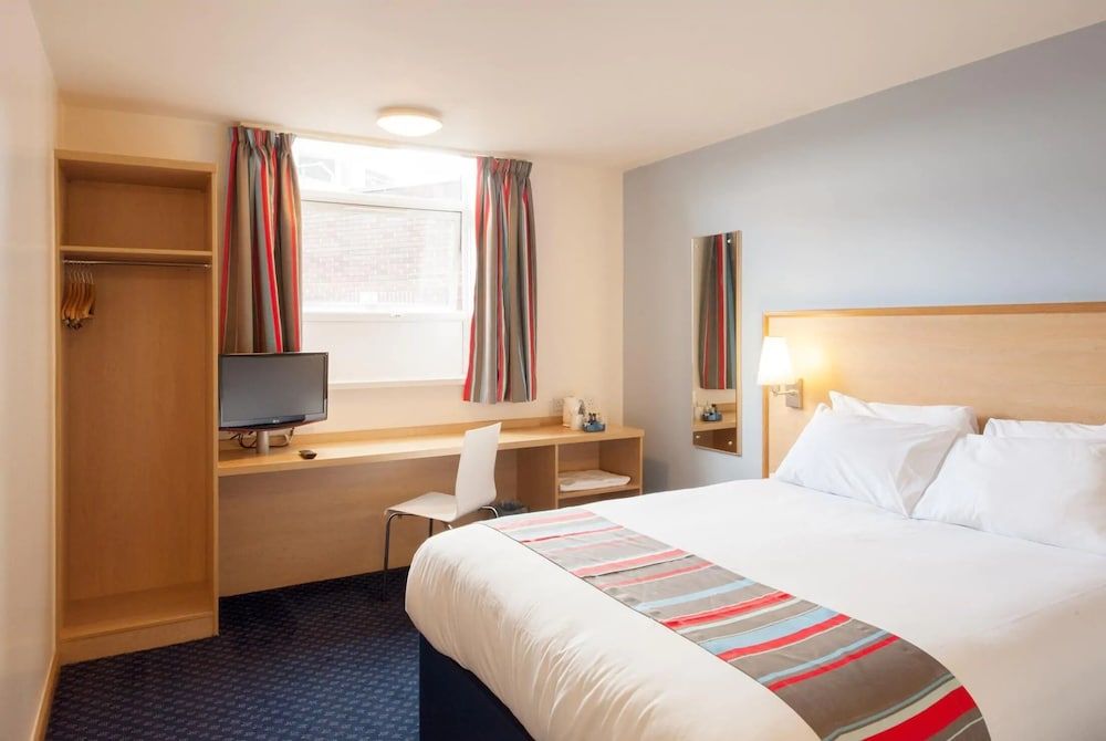undefined Travelodge London Kings Cross Royal Scot Hotel 5