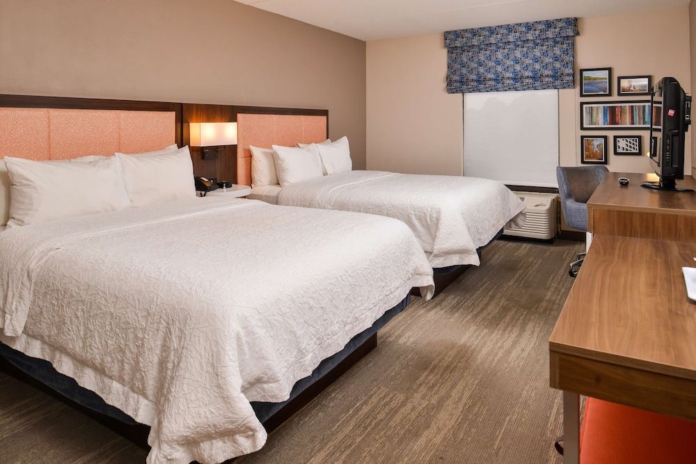 Room, 2 Queen Beds, Accessible, Non Smoking