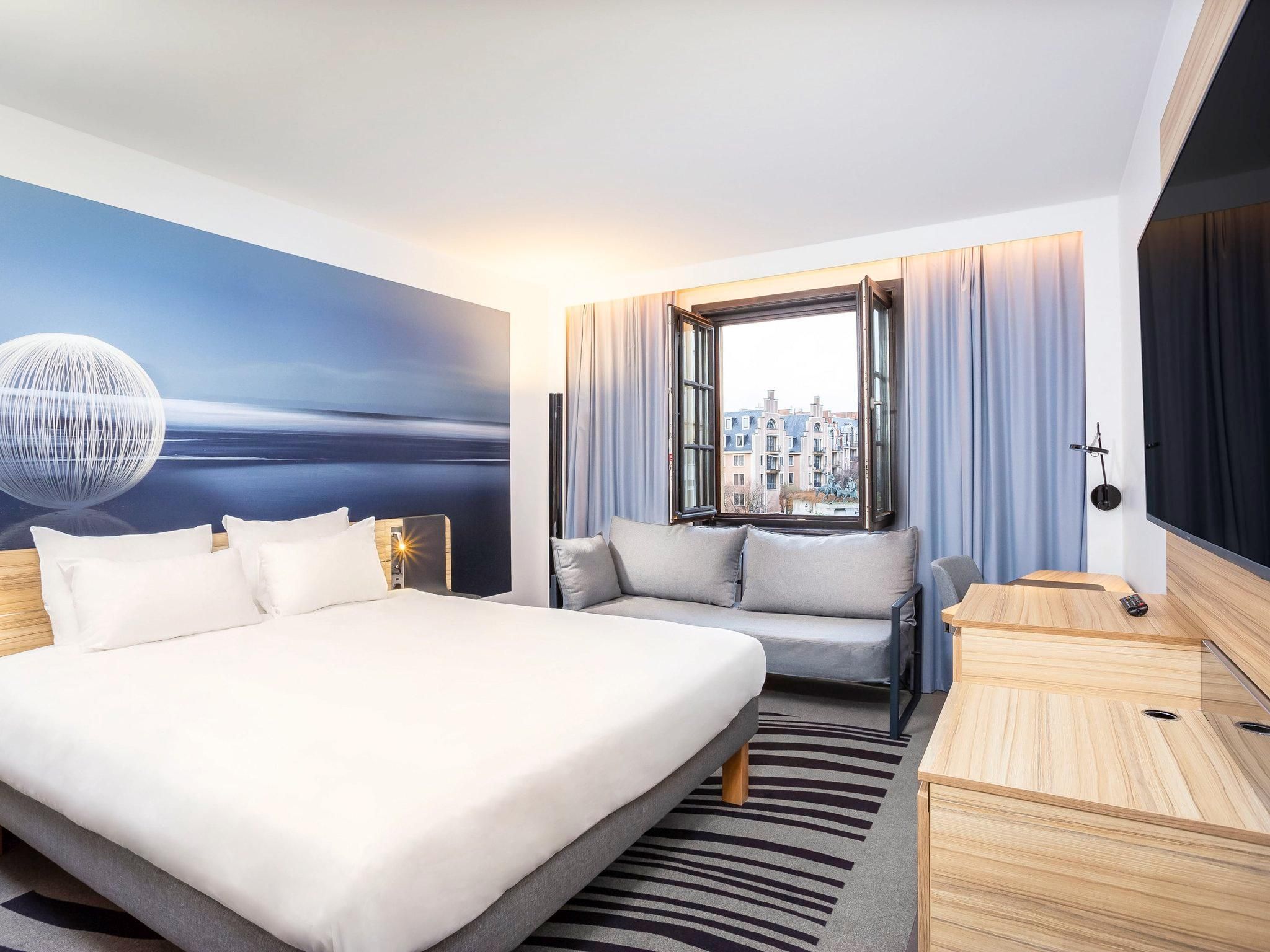undefined Novotel Brussels off Grand'Place 10