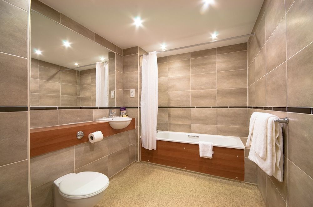 The Esplanade Hotel Family Room, Sea View (2 Adults + 2 Children) 5