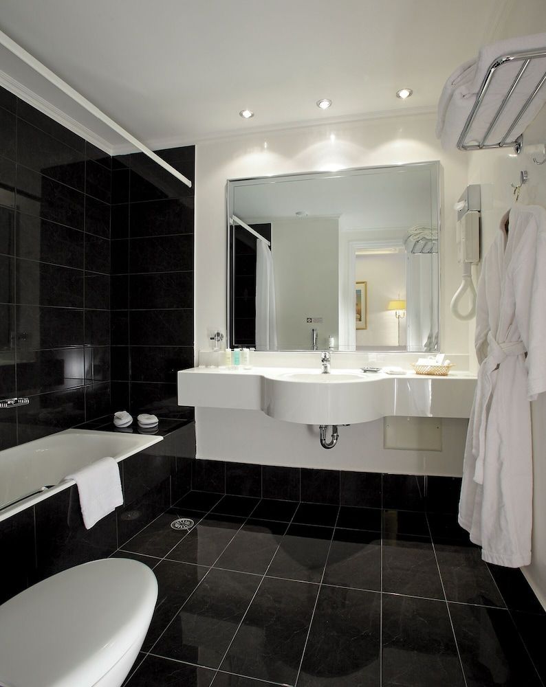 Theoxenia Palace Hotel Standard Double Room 6