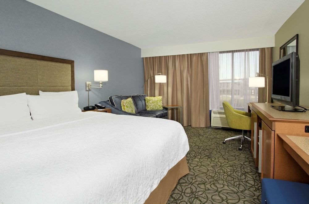 undefined Hampton Inn Austin/Airport Area South 10