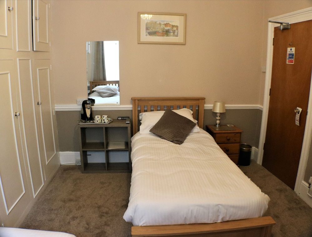 Standard Twin Room, Ensuite