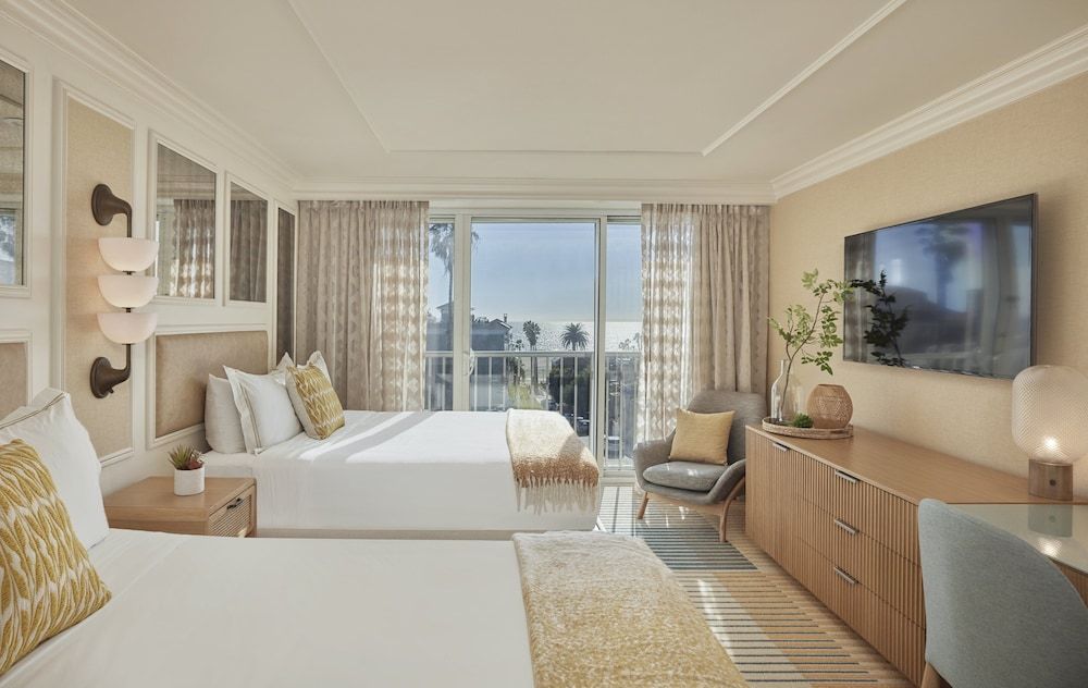Room, 2 Double Beds, Ocean View