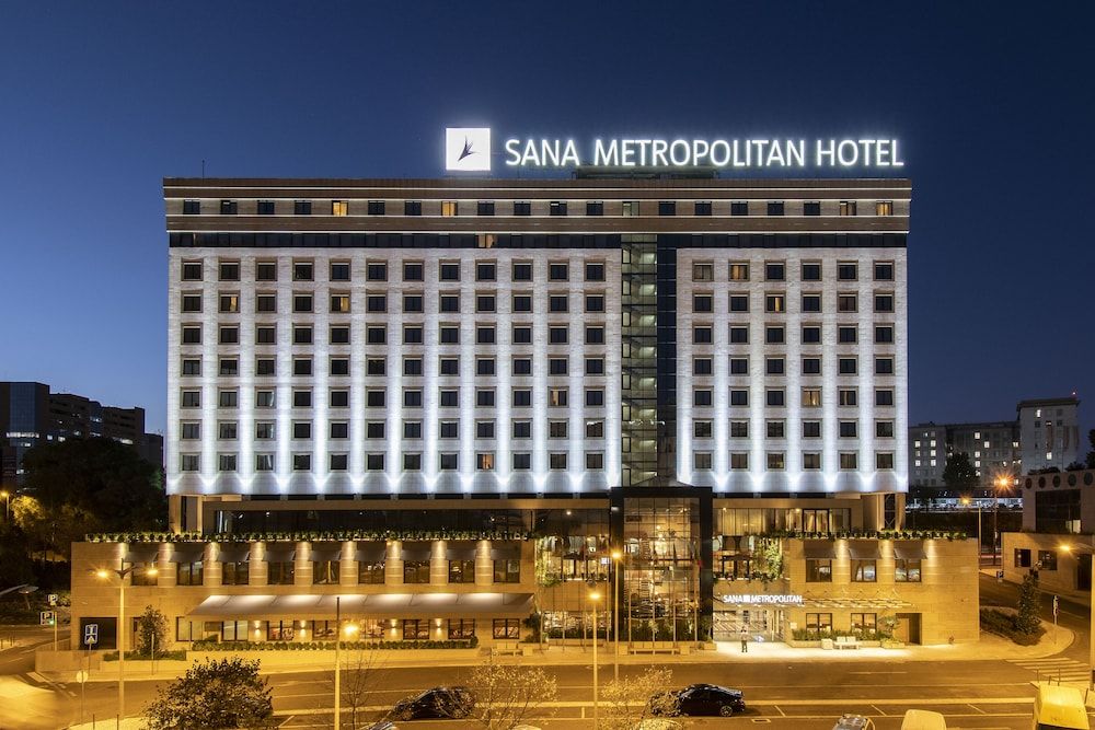 undefined SANA Metropolitan Hotel 5